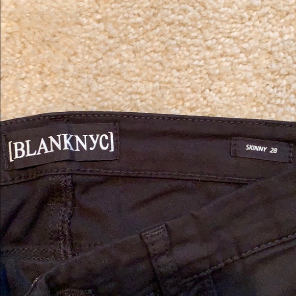 BlankNYC zipper jeans - Picture 7 of 8